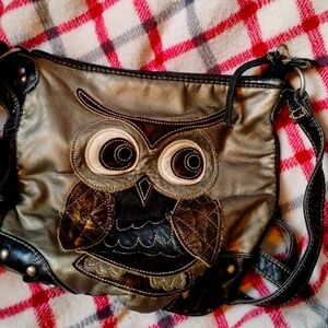 Owl pocketbook